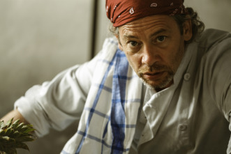 Imagen de Crimen en el paraíso (T2): Ep.5 Asesinato a bordo - 8