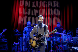 Un lugar llamado... (T2): Jorge Drexler, Nick Lowe y Josh Rouse