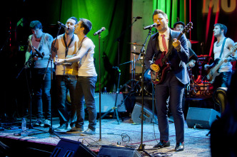 Imagen de Un lugar llamado... (T2): Eli Paperboy Reed, L.A. M.O.D.A. y Rebeca Jimenez - 2