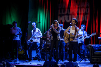 Imagen de Un lugar llamado... (T2): Eli Paperboy Reed, L.A. M.O.D.A. y Rebeca Jimenez - 3