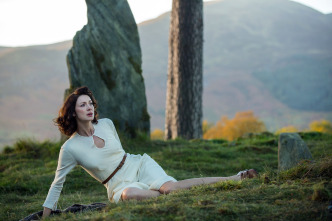 Outlander (T1): Ep.1 Sassenach