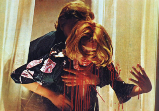 Imagen de Rojo oscuro - 4
