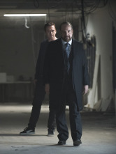 Imagen de (LSE) - Billions (T1): Ep.12 (LSE) - La conversación - 6