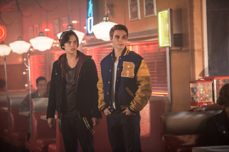 (LSE) - Riverdale (T1): Ep.2 (LSE) - Sed de mal