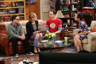 Imagen de The Big Bang Theory (T8): Ep.23 La combustión maternal - 3
