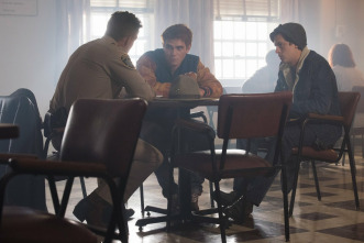 (LSE) - Riverdale (T2): Ep.1 (LSE) - Un beso antes de morir