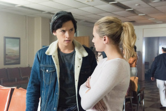 (LSE) - Riverdale (T2): Ep.1 (LSE) - Un beso antes de morir