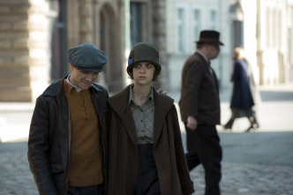 (LSE) - Babylon Berlin (T2): Ep.4 