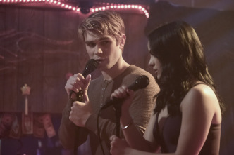 (LSE) - Riverdale (T2): Ep.8 (LSE) - La casa del diablo