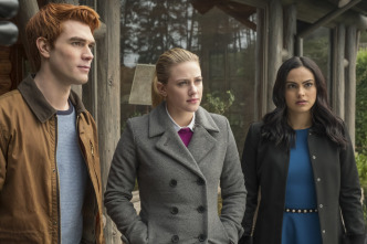 (LSE) - Riverdale (T2): Ep.14 (LSE) - Las colinas tienen ojos