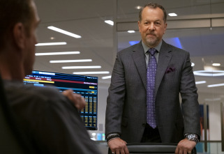 Imagen de (LSE) - Billions (T4): Ep.1 (LSE) - El gran juego de Chucky Rhoades - 6