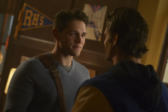 (LSE) - Riverdale (T3): Ep.12 (LSE) - Ciudad extraña