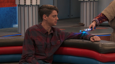 Imagen de Henry Danger (T5): Ep.10 Escayolado y peligroso - 1