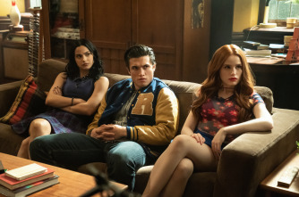 Riverdale (T4): Ep.19 Lección al Sr. Honey