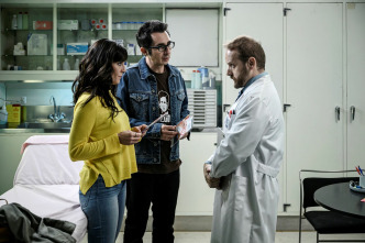 Imagen de Mira lo que has... (T3): Ep.4 El condón de la suerte - 1