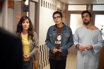 Imagen de Mira lo que has... (T3): Ep.4 El condón de la suerte - 5