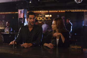 Lucifer (T1): Ep.5 Bonitoz zapatos