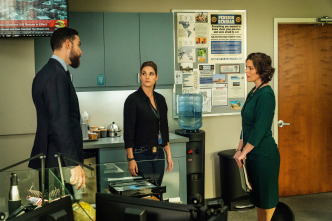 Imagen de FBI (T3) - 6