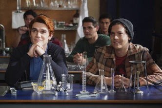 Riverdale (T5): Ep.3 Graduación