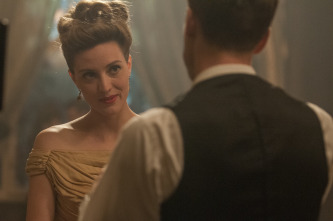 X Company (T1): Ep.3 Beso mortal