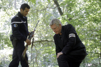 Imagen de Unidad de... (T4): Ep.8 Cielo de plomo - 2