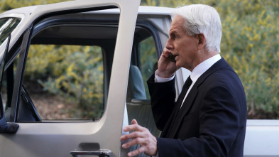 Imagen de NCIS: Naval... (T18): Ep.15 Volar por los aires - 5