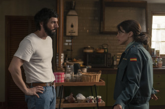 Imagen de Paraíso (T1): Ep.3 La Mortaja - 9