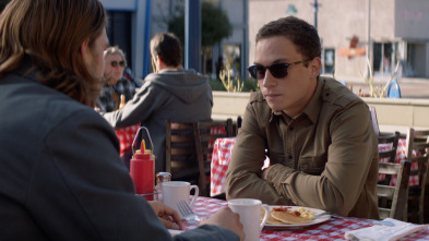 Imagen de Animal Kingdom (T5): Ep.12 Cabos sueltos - 6