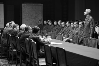 Imagen de Queridos camaradas - 10