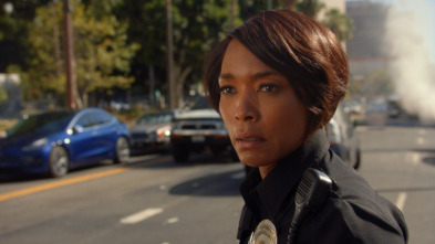 Imagen de 9-1-1 (T5): Ep.1 Pánico - 2