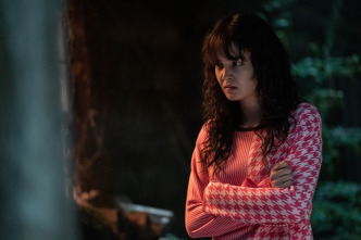 Imagen de Yellowjackets (T1): Ep.3 La casa de muñecas - 6