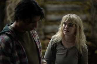 Imagen de Yellowjackets (T1): Ep.10 Sic transit gloria mundi - 10