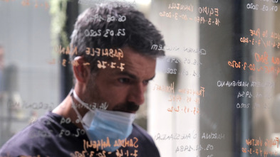 Imagen de DOC (T2): Ep.8 Perro azul - 4