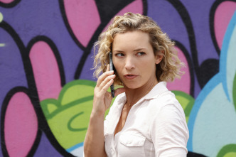 Imagen de Magnum (T4): Ep.6 El diablo está en la puerta - 1