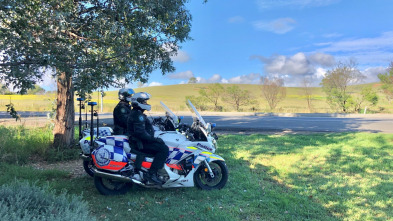 Policías en moto (T2): Allanamiento