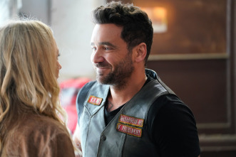 Imagen de Moonshine (T2): Ep.1 Las tres hermanas del destino - 8