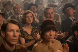 Imagen de Babylon Berlin (T4): Ep.12  - 11