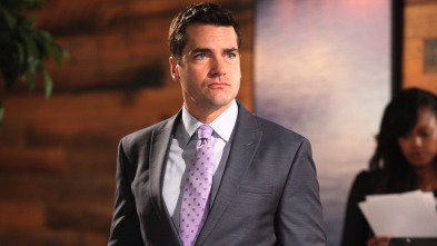 Imagen de Divina de la muerte (T5): Ep.10 El beso - 9