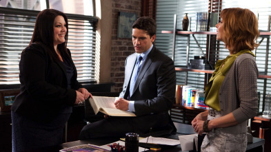 Imagen de Divina de la muerte (T3): Ep.7 Día de las madres - 1
