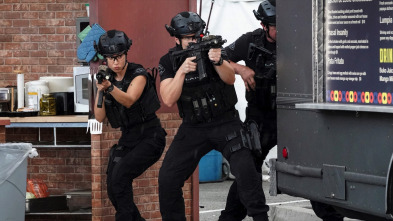 Imagen de S.W.A.T.:  Los... (T6): Ep.8 Guacaína - 5