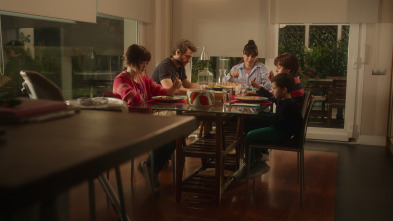 Imagen de Supernormal (T2): Ep.1 Bola de partido - 3