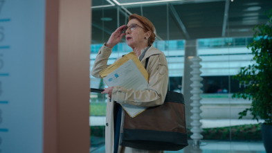 Imagen de Supernormal (T2): Ep.4 Dream Team - 5