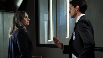 Imagen de Mentes... (T16): Ep.5 Despojos de Edipo - 8
