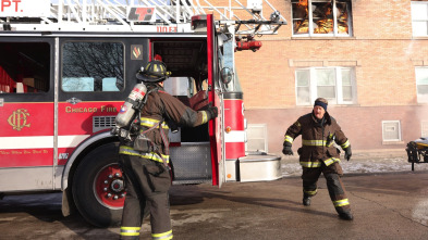 Imagen de Chicago Fire (T10): Ep.13 Poli bombero - 5