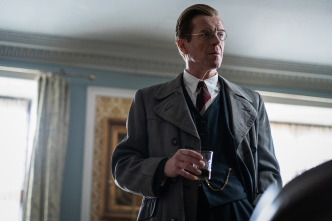Imagen de (LSE) - Un espía... (T1): Ep.2 (LSE) - El Admiral's Glass - 9