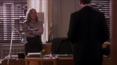 Imagen de Daños y... (T3): Ep.3 El vuelo es a las 11:08 - 3