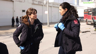 Imagen de Chicago Fire (T10): Ep.17 Mantenerte a salvo - 5
