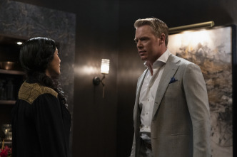 Imagen de The Blacklist (T10): Ep.2 La cazavips (nº 165) - 3