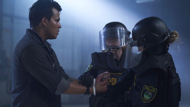 Imagen de Accused (T1): Ep.6 La historia de Naataanii - 3