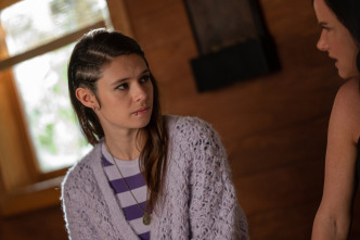 Imagen de Yellowjackets (T2): Ep.6 Estate alerta - 15
